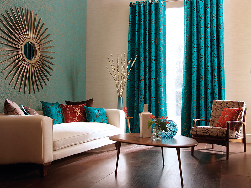 A modern kitchen/dinner space